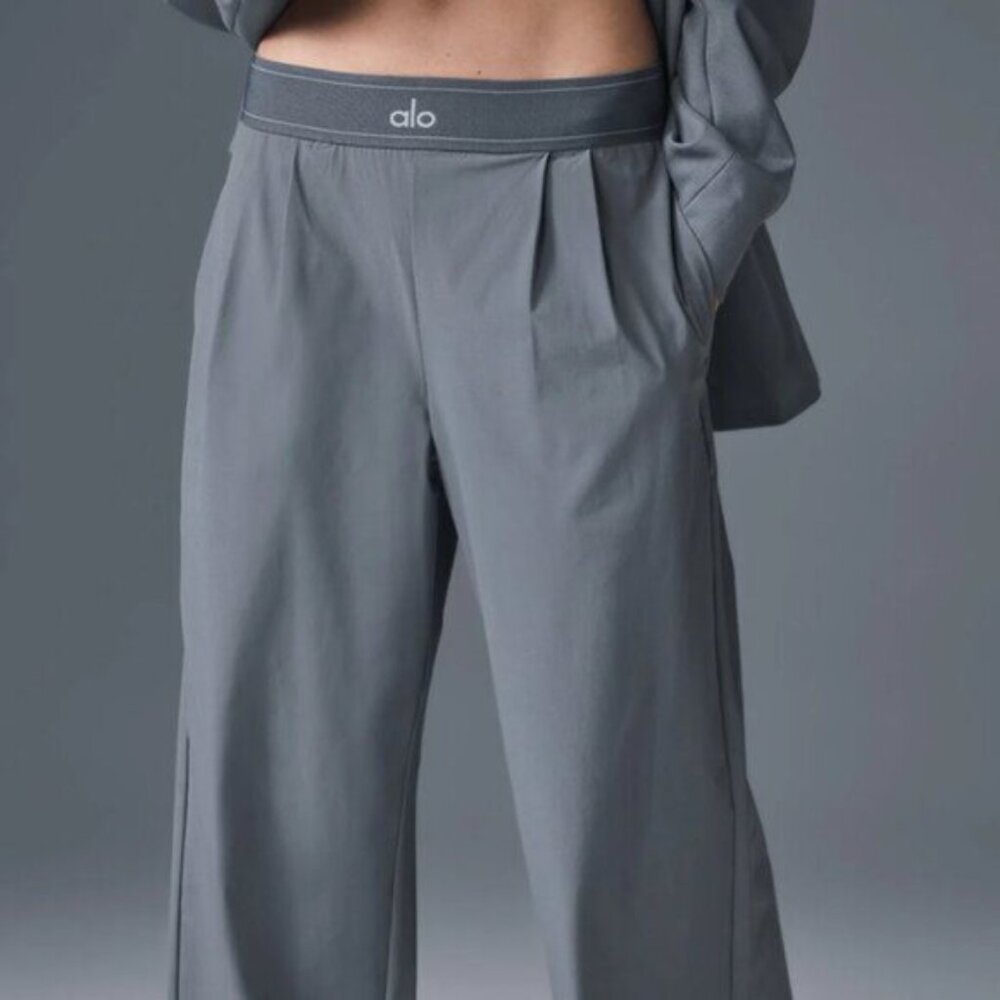 ALO Yoga Suit Up Trouser Steel Grey (Regular)💋💋 - Picture 2 of 7